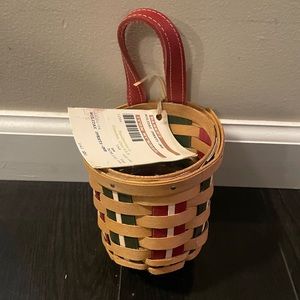 NWT Longaberger Holiday Sweets Basket 2009.